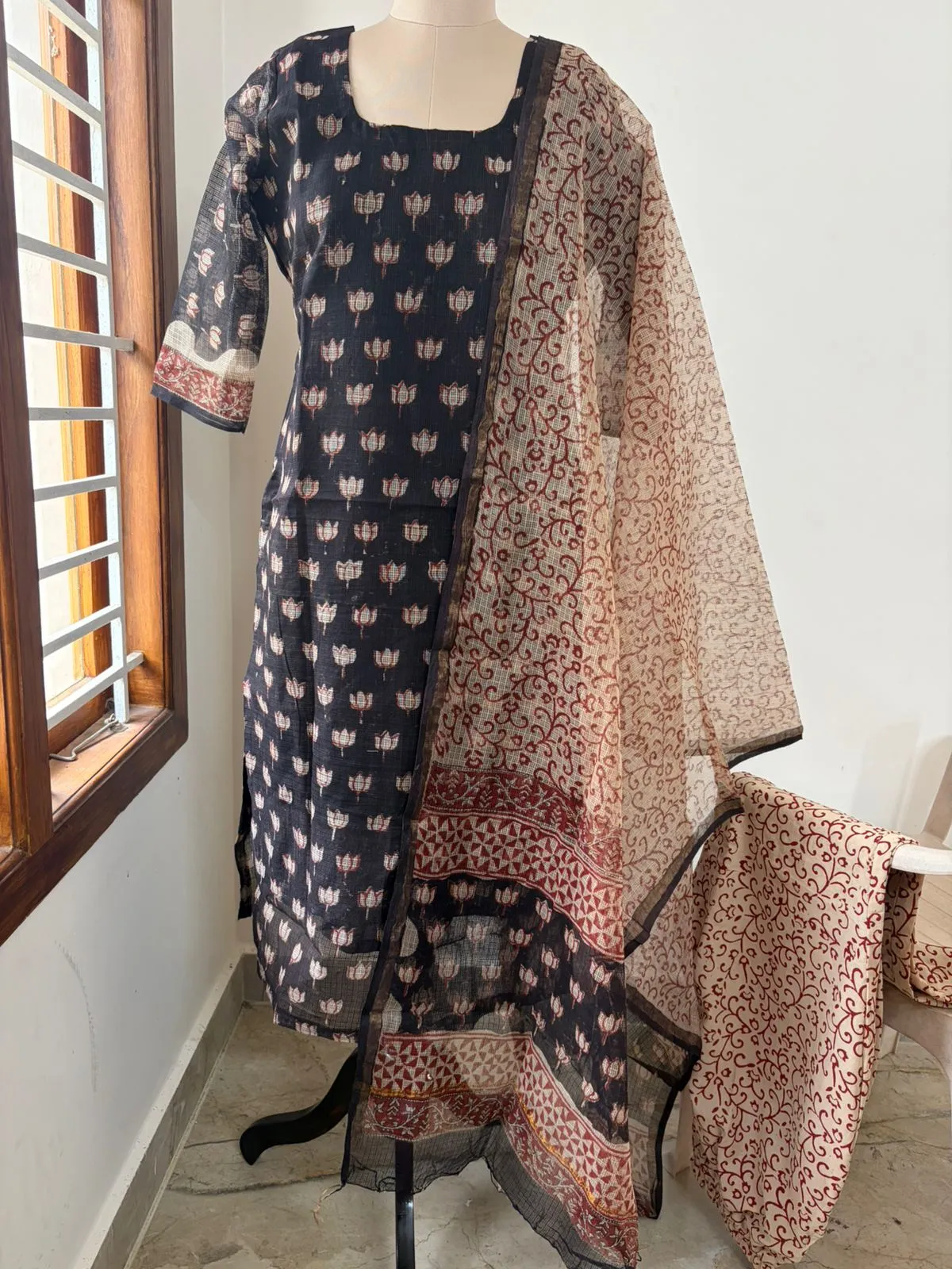 KDC-029 BLACK LOTUS KOTA SUIT