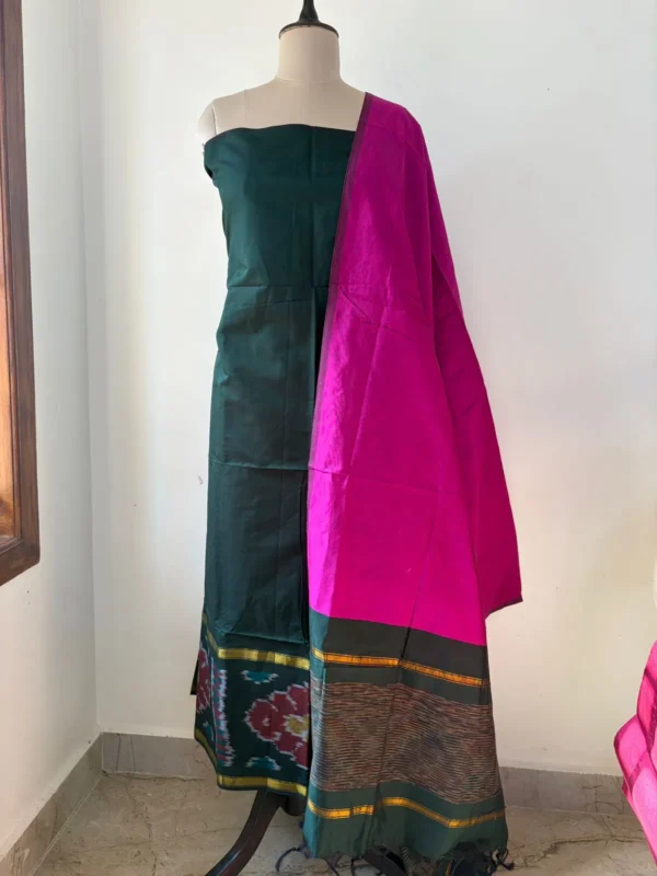 PS 002 - bottle green with pink
