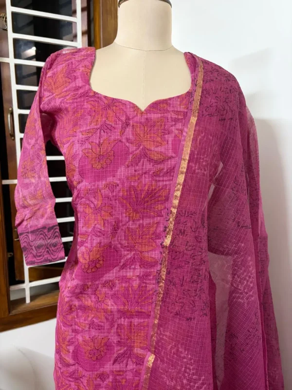 2 KDC 037 DARK PINK KOTA