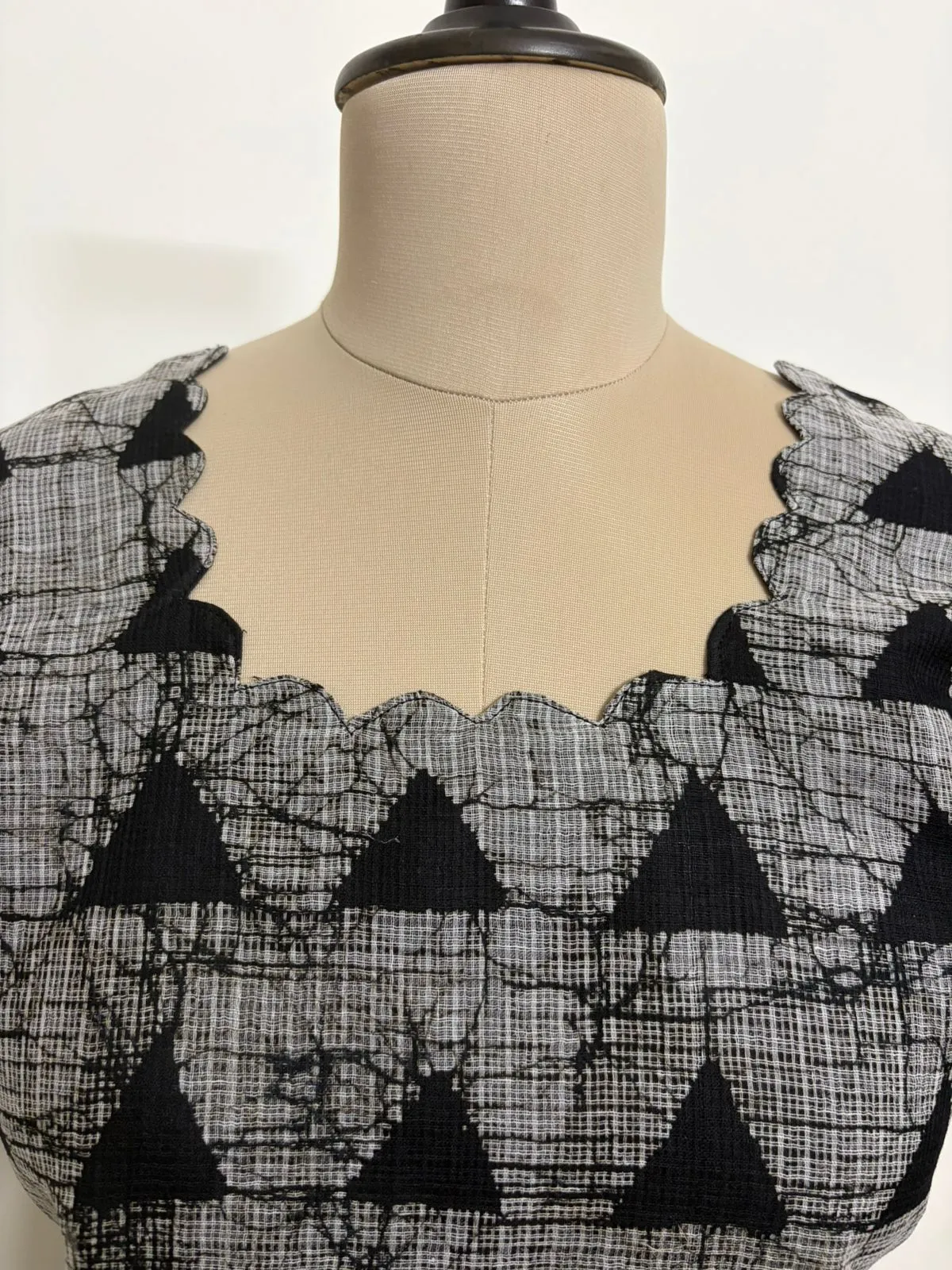 KDC-021 BLACK TRIANGLE KOTA SUIT