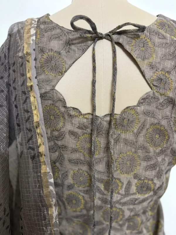 KDC-022 GREY FLORAL KOTA SUIT