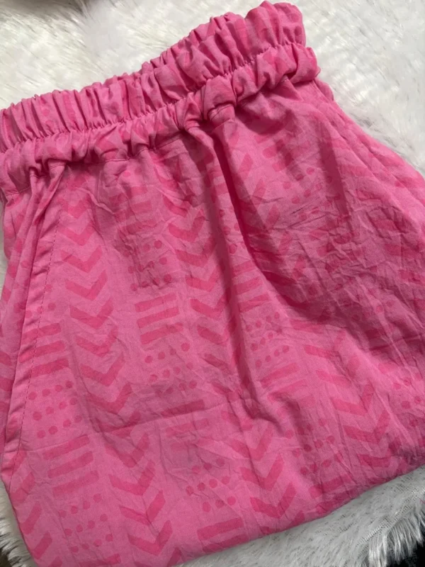 4 CFD - 003 Red and pink