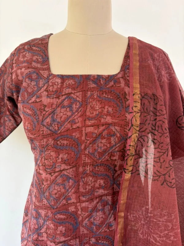KDC002 - Brown 3 KDC002 - Brown