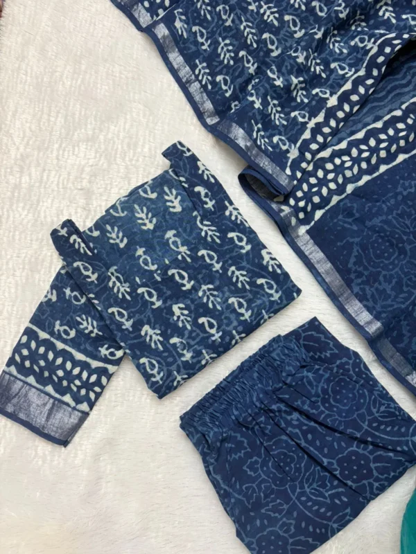 LN001 - Indigo Linen 1 LN001 - Indigo Linen