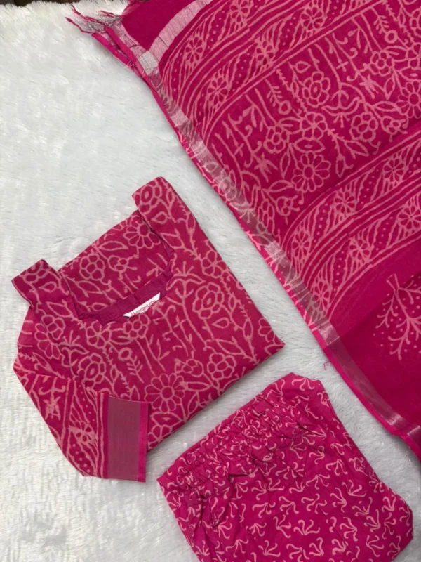 LN007 - Pinky
