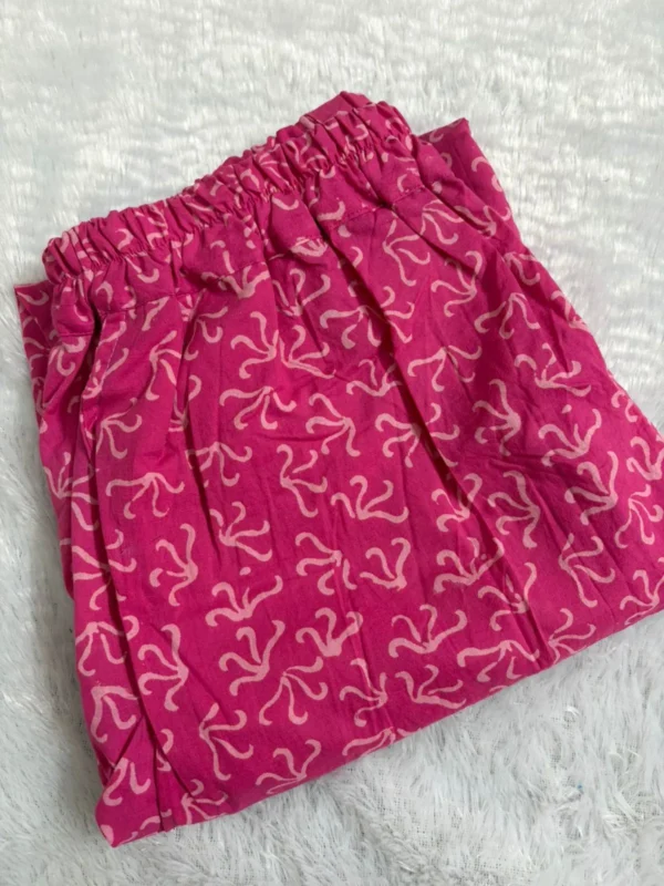 LN007 - Pinky