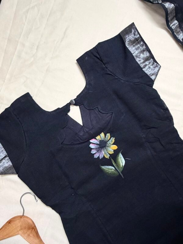 LN066 - Black hand painted