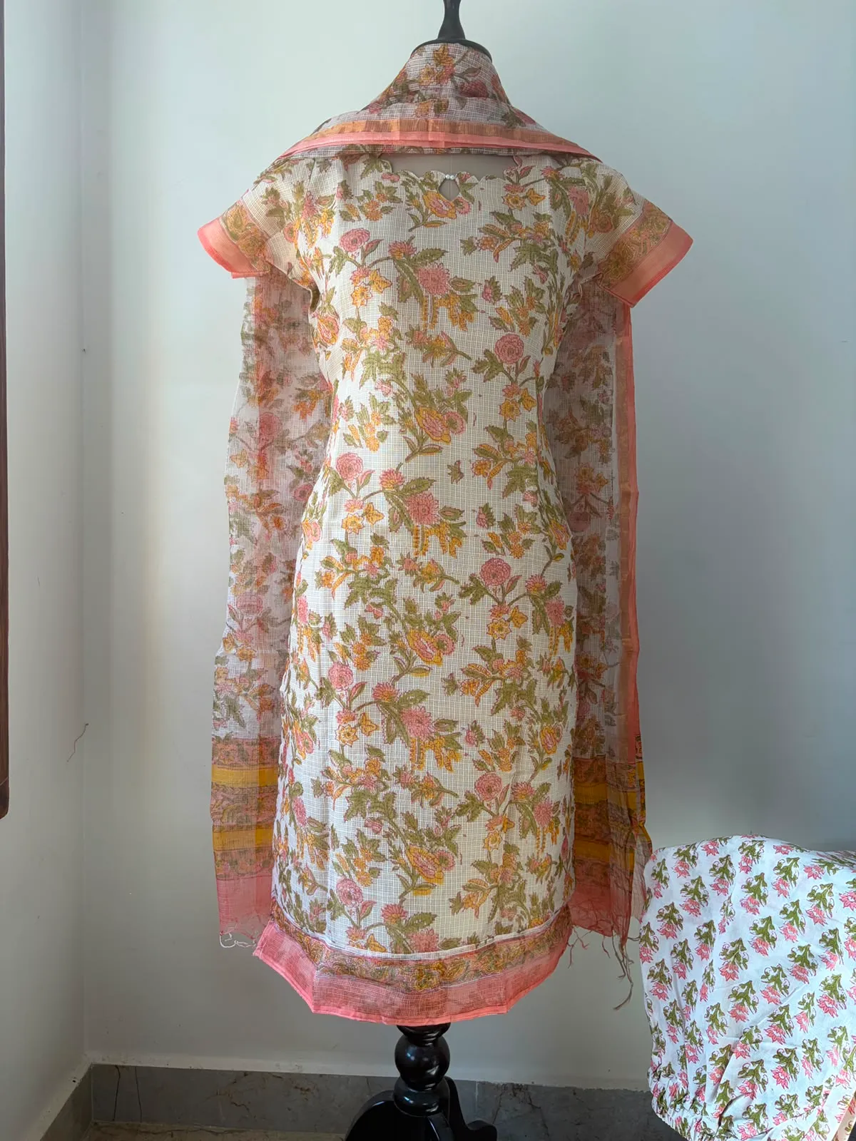 KDC 136- Peach floral